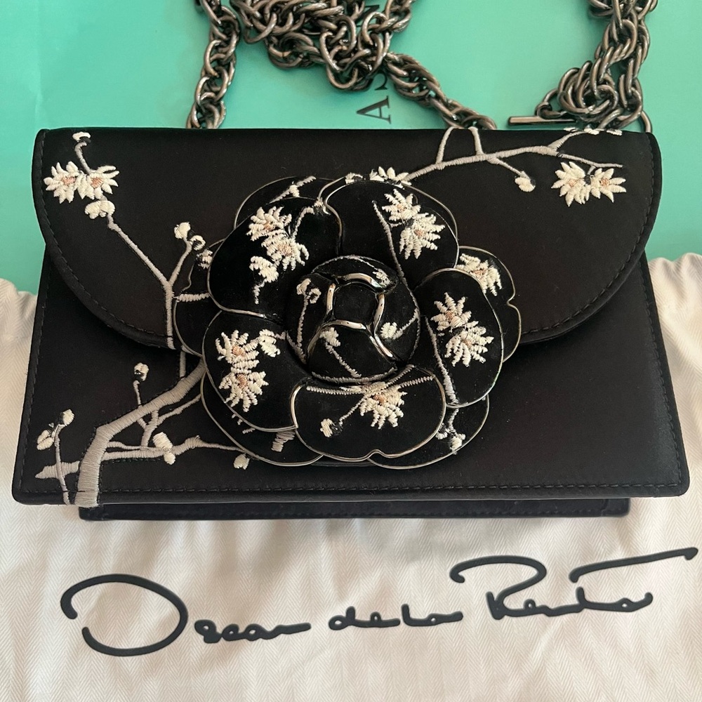 Oscar de la Renta Black Clutch with White Floral Embellishment